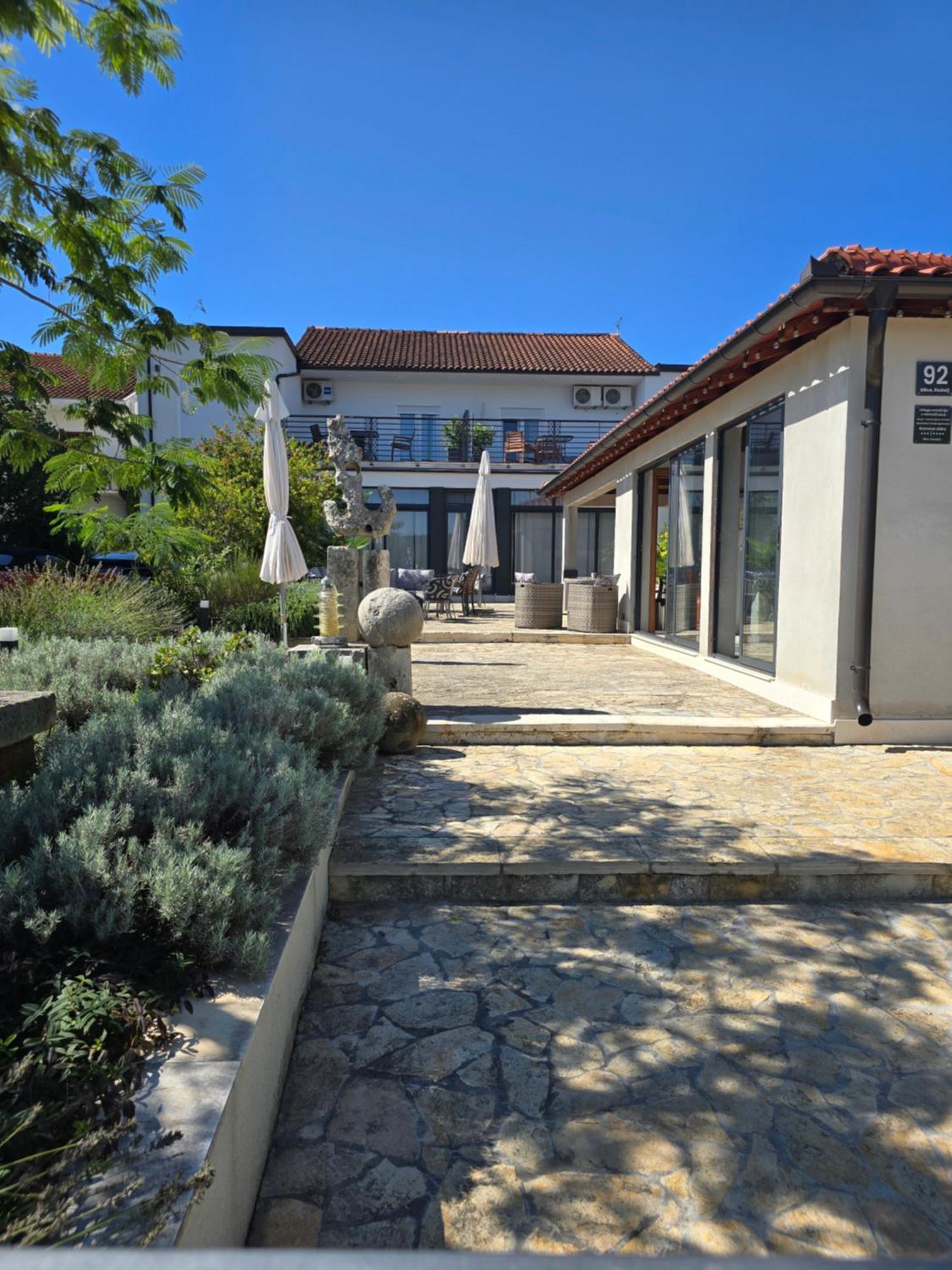 Apartmani Kameno Sidro Bilice Εξωτερικό φωτογραφία